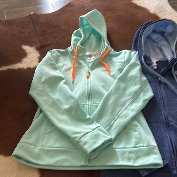The North Face women’s size small - Picture 2 of 5